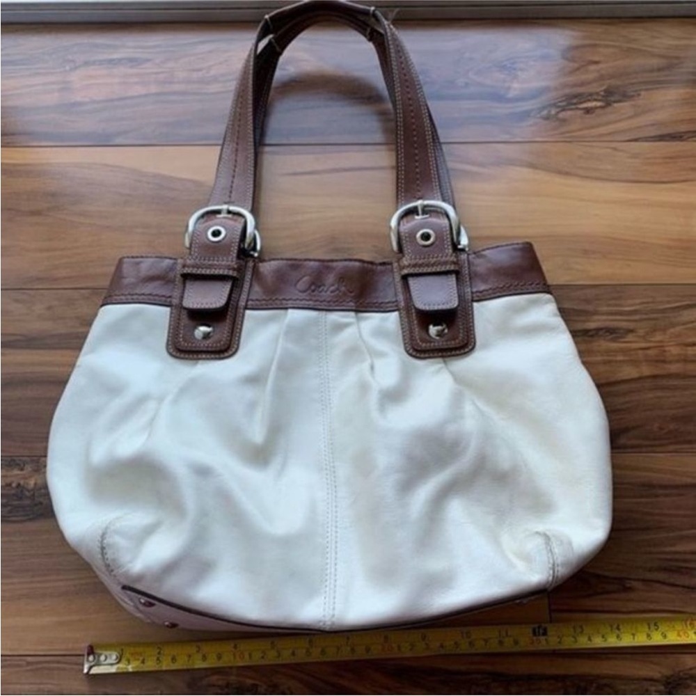 Coach Brown and Cream SoHo Leather Tote Bag - Picture 3 of 11